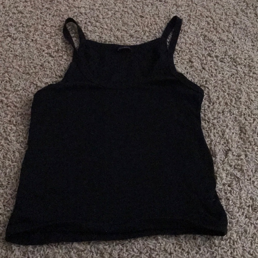 Black cropped top